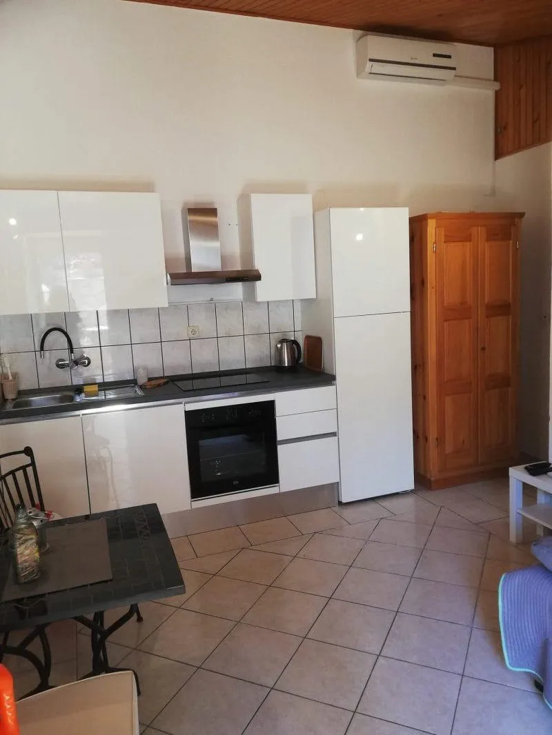 Apartment Comfort — Kitchenette